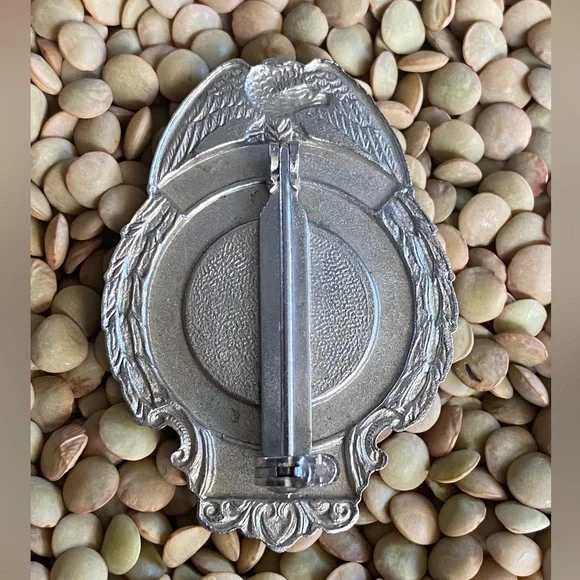 Vintage Silver Metal Fireman Badge Goldendale WA Defunct Badge - Picture 2 of 2